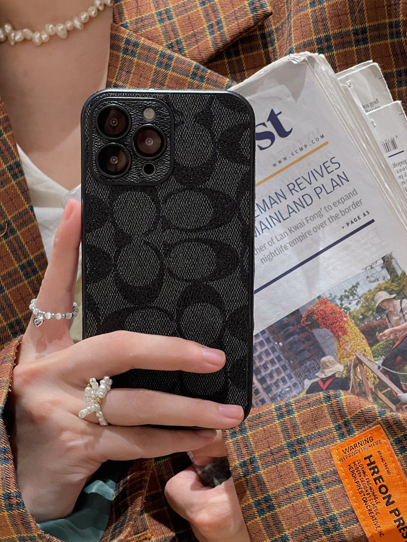 Classic iPhone Case Black -QB240402
