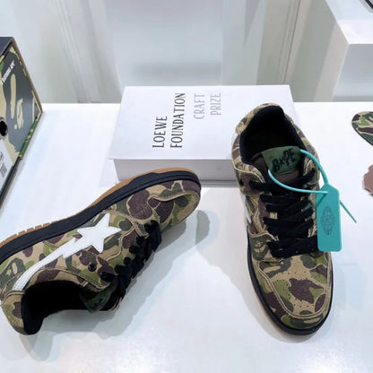 B - SNEAKERS