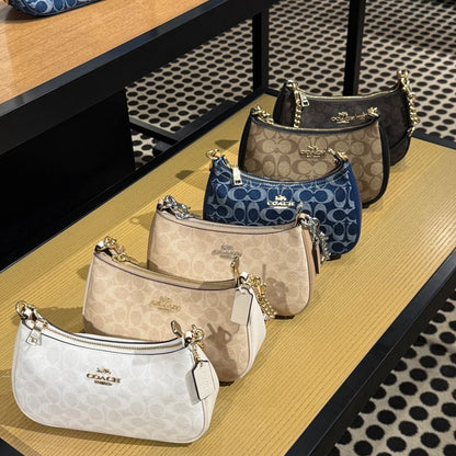 Versatile Teri Shoulder Bag