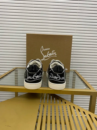 C - SNEAKERS