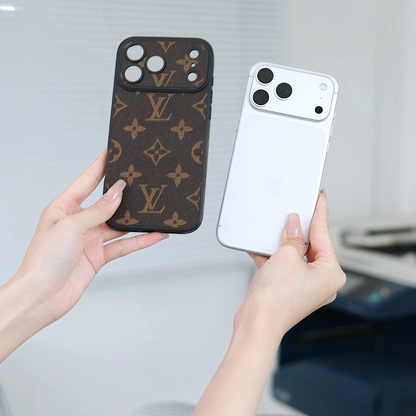 MagSafe Classic Leather iPhone Case