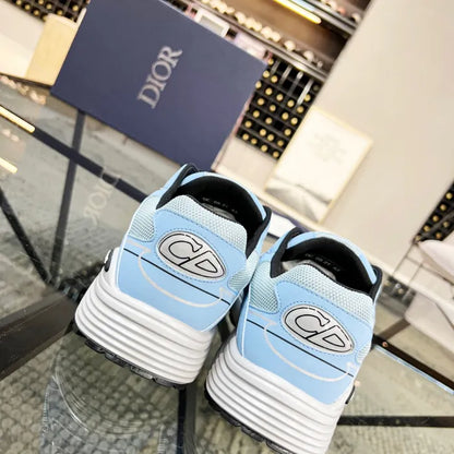 B - SNEAKERS