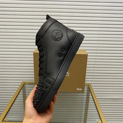 A - SNEAKERS