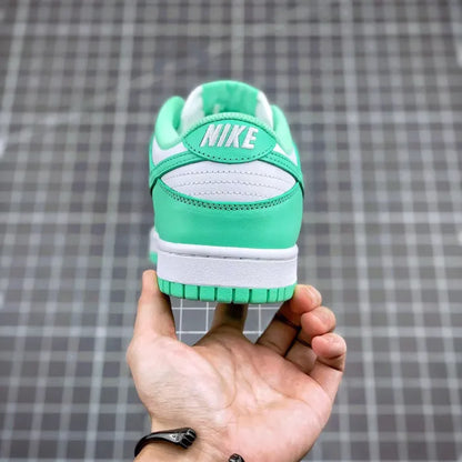N - SNEAKERS