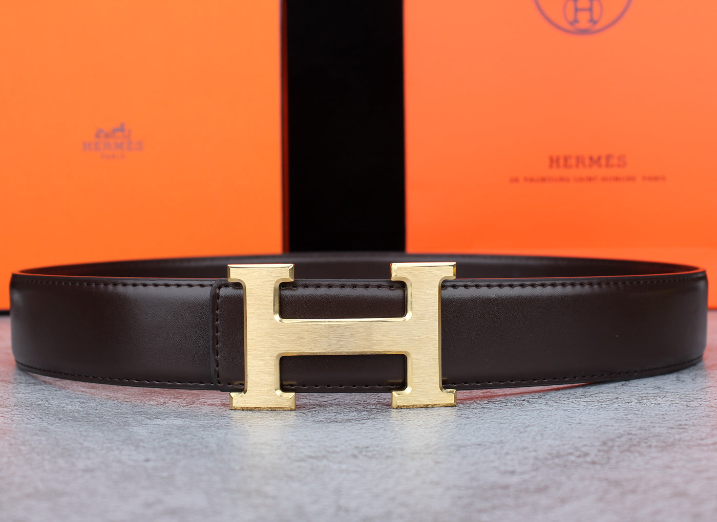 2 Colors Classic Buckle Leather Belt(Unisex Style)