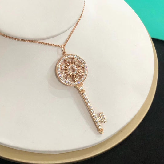 Light luxury key necklace sweater chain