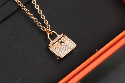 Luxury-style bag necklace
