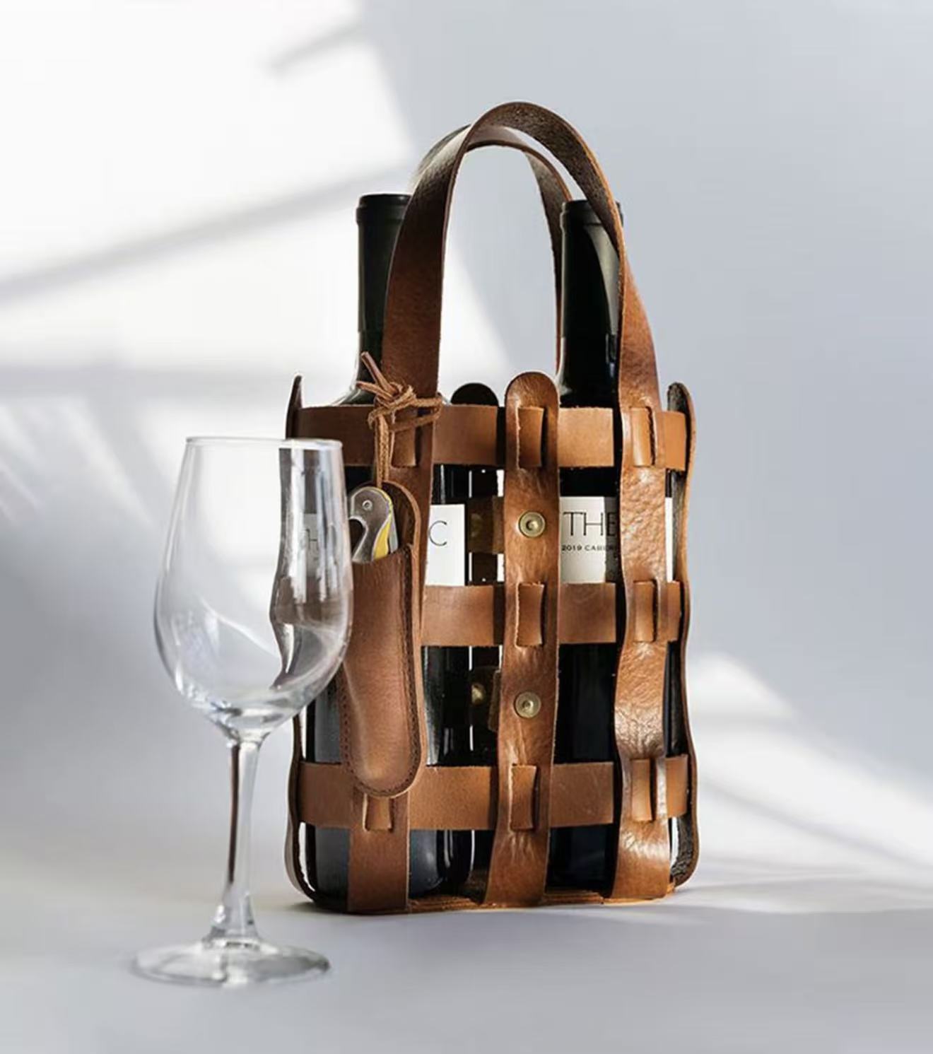 Hide & Drink, Double Wine Bottle Carrier, Travel Purse, Full Grain Leather