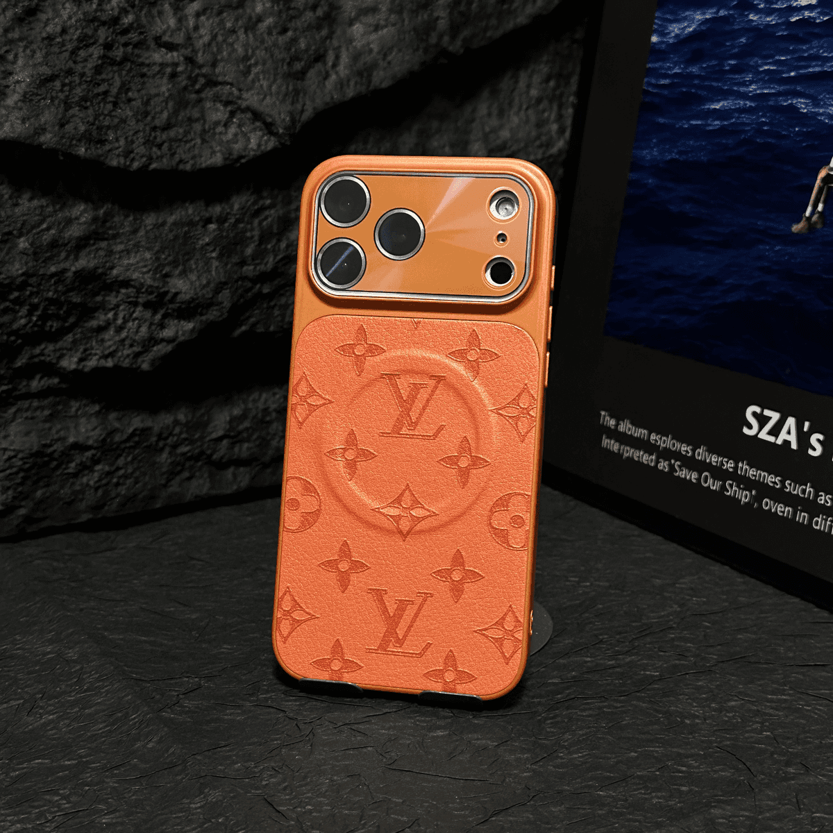 MagSafe Leather iPhone Case – Magnetic Grip & Full Protection