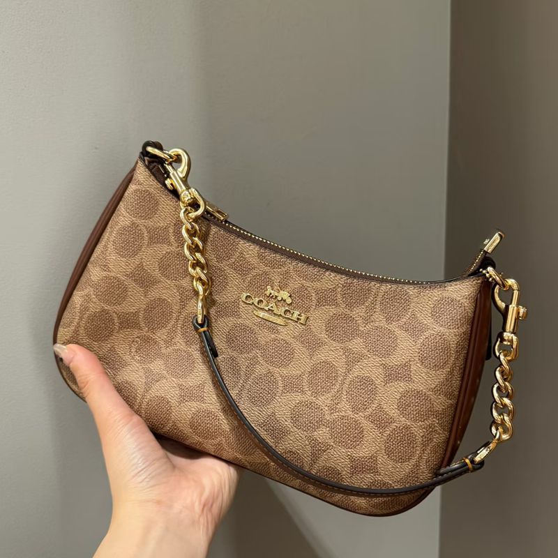 Versatile Teri Shoulder Bag